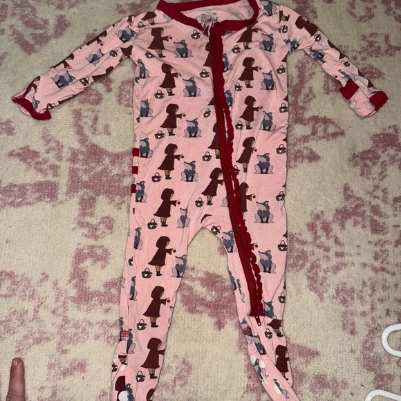 KicKee Baby Girl Layette Ruffle Footie Pajamas in Baby Rose Size 3-6 Month - Picture 1 of 4